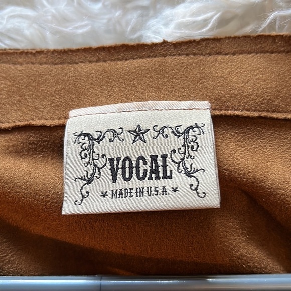 Vocal faux suede fringed duster with crystals and filigree design sz M - Picture 9 of 11